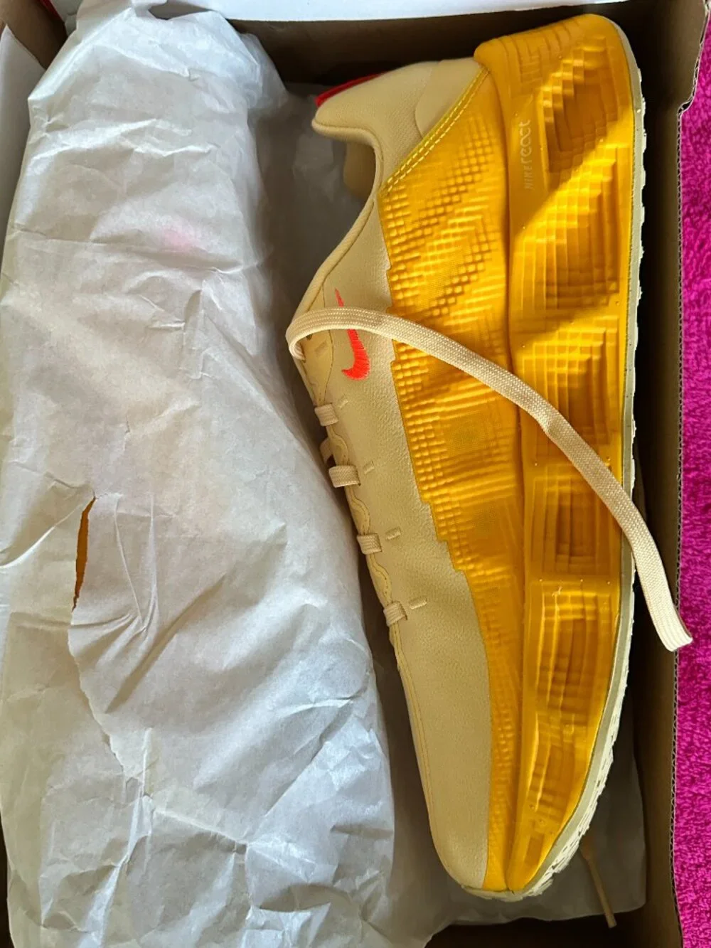 Nike ava rover